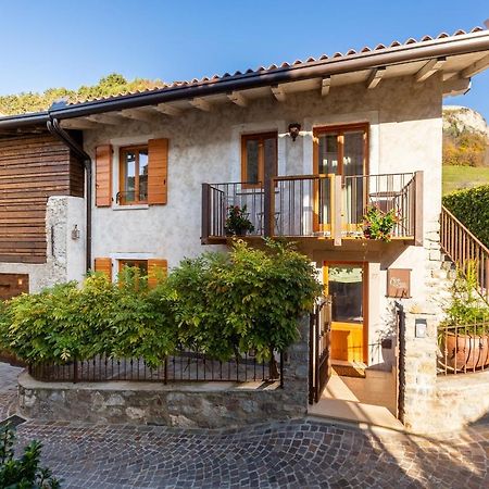 Borgo Cantagallo Casa Olivia 2 Tremosine Buitenkant foto